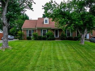 6212 Running Deer Rd, Charlotte, NC 28214