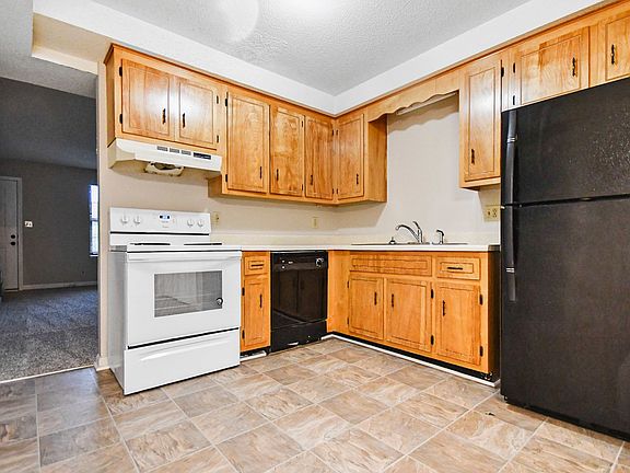 4th image of 1533 E Knollwood Cir APT 2