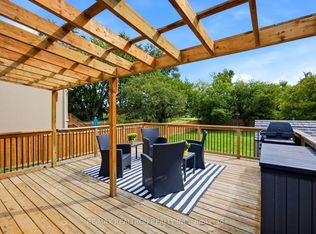 119 Reiner Rd, Toronto, ON M3H 2L7