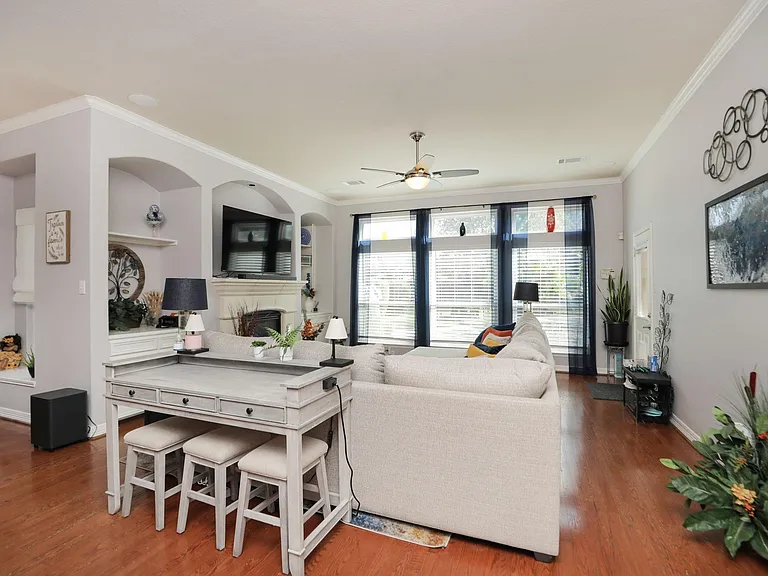 8410 Brighton Lake Ln — Photo 11
