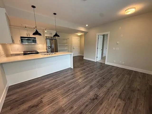 22327 River Rd — Photo 5