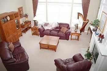 5th image of 44506 Larchwood Dr