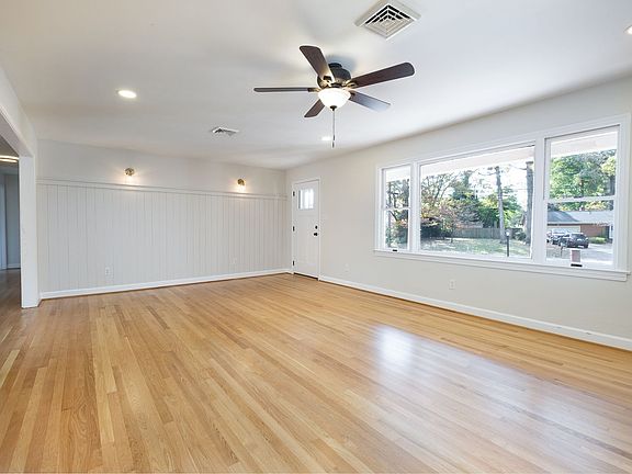 4th image of 4508 Thoroughgood Dr