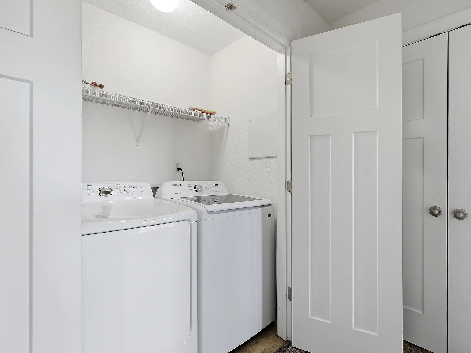 4 bed, 2.5 bath, 2249 sqft, $2,740 — Photo 3