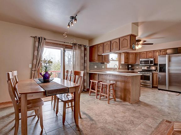 4th image of 8379 Whitewood Dr