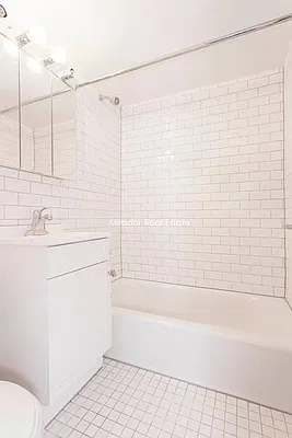 Rented by Mirador Real Estate | media 15