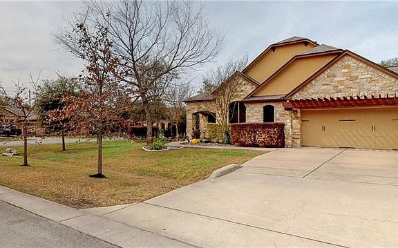 2nd image of 10612 Camillia Blossom Ln