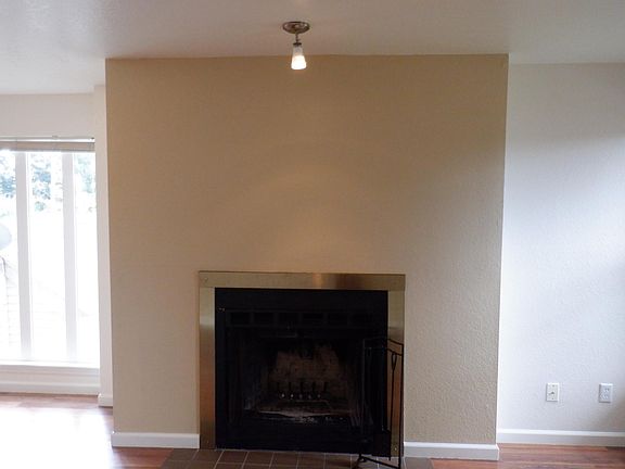 4th image of 3520 156th St SW #B5