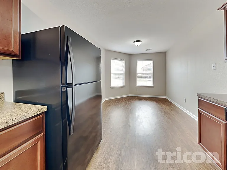 2437 Regatta Ln — Photo 7