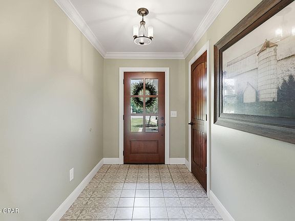 3rd image of 2044 Three Putt Ln
