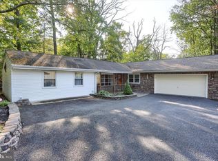 1338 Piketown Rd, Harrisburg, PA 17112