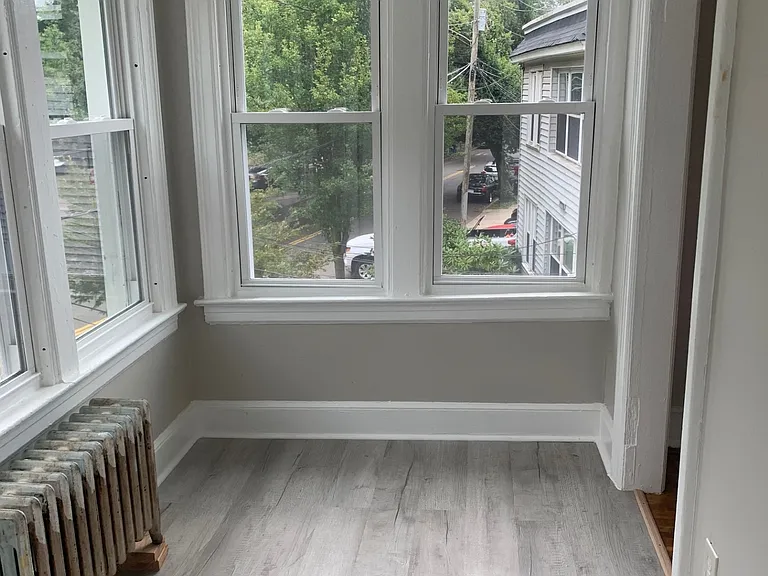 68 Rock St #1R — Photo 14