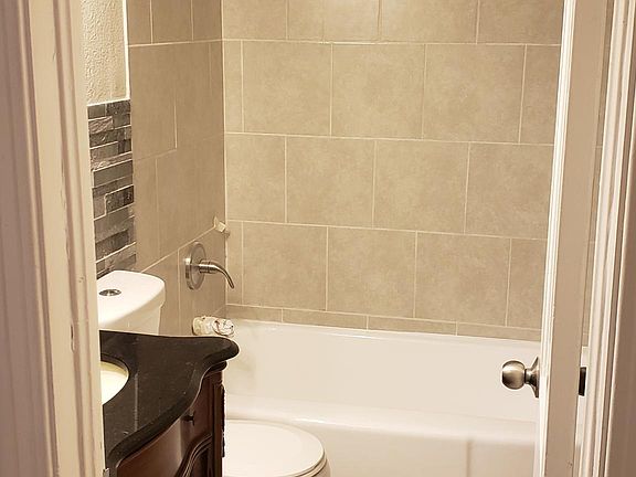 2nd image of 712 Sylvan Dr