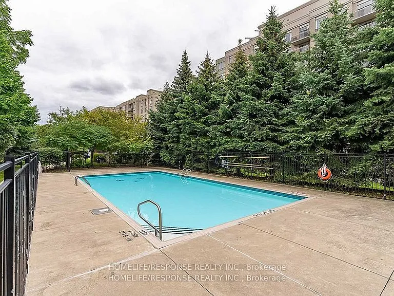 1720 Eglinton Ave E #LPH8 — Photo 8