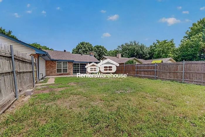 1002 Westminster Ln — Photo 40