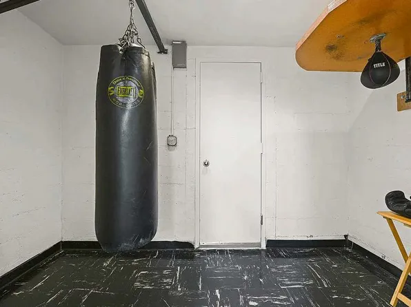 301 West 57th Street image 30 of 33