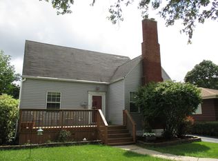 1204 Oregon Ave, Joliet, IL 60435