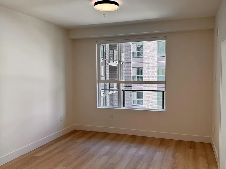 13455 94a Ave #303 — Photo 5