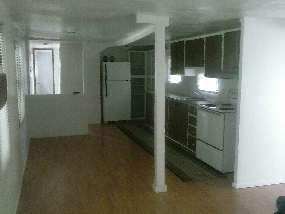 1st image of 5831 SE 27th Ave