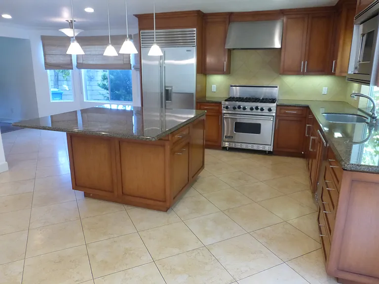 29104 Laro Dr — Photo 9