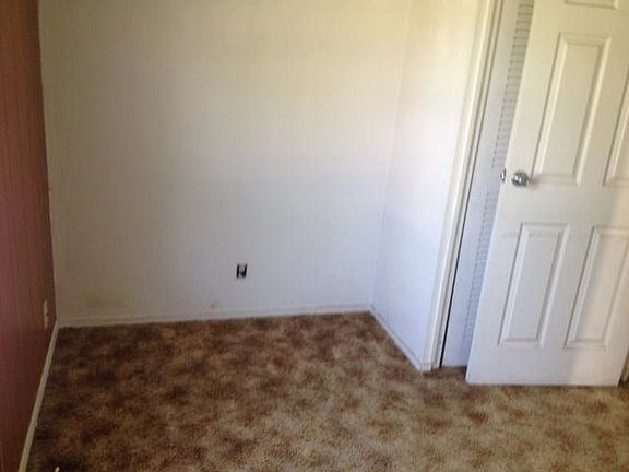 5th image of 1425 Kenilworth Dr