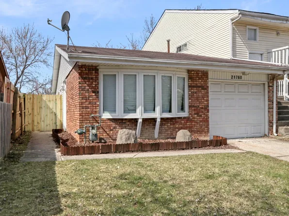 21760 Peterson Ave, Sauk Village, IL 60411
