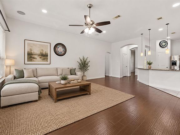5th image of 8022 Durham Run Ln