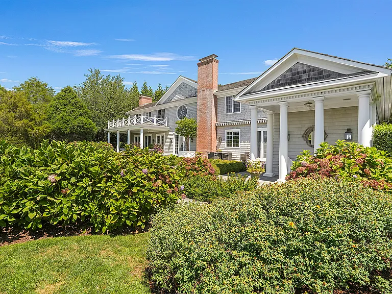 10 Horse Meadow Ln — Photo 25