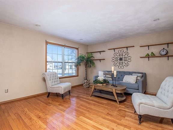 5th image of 3754 Northline Dr
