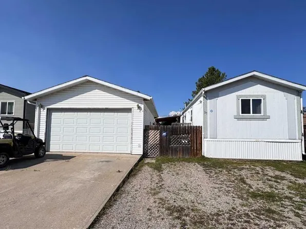 5211 E 55th Ave #27, Rocky Mountain House, AB T4T 1M8