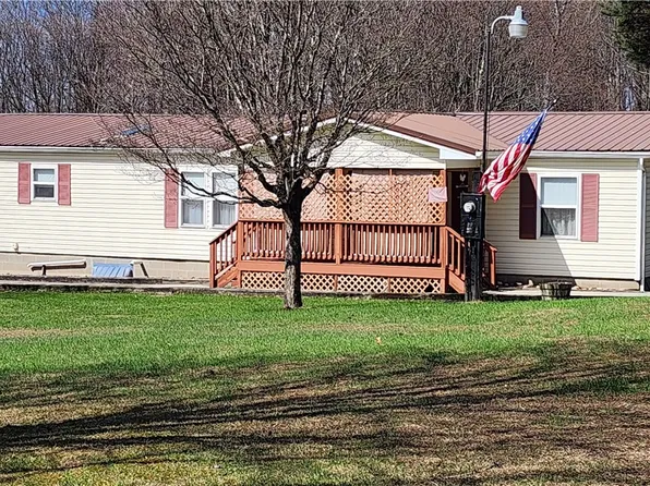 1374 Saltsburg Rd, Clarksburg, PA 15725