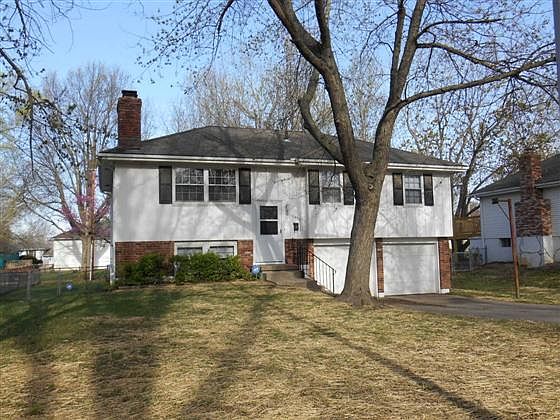 1st image of 10820 Fuller Ave