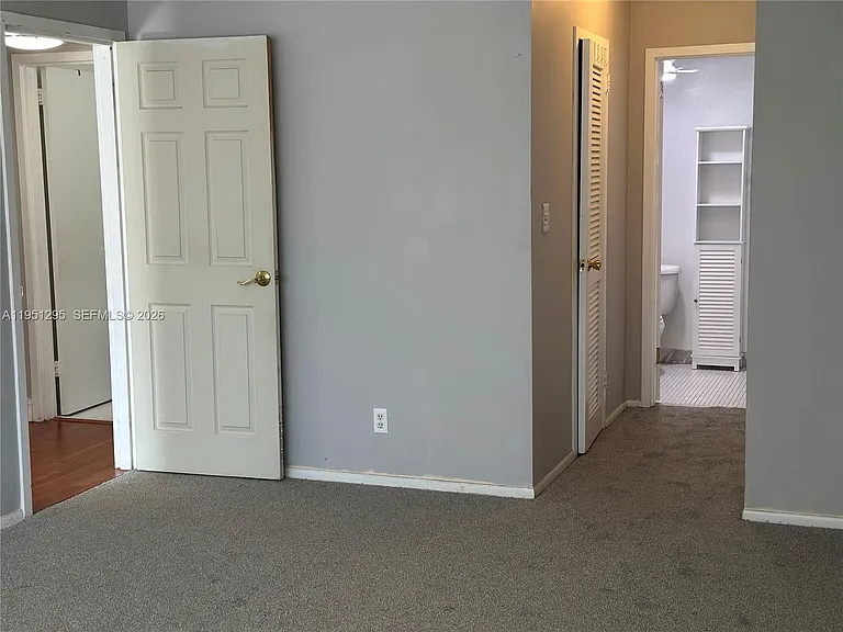 1170 N Federal Hwy #1110 — Photo 15