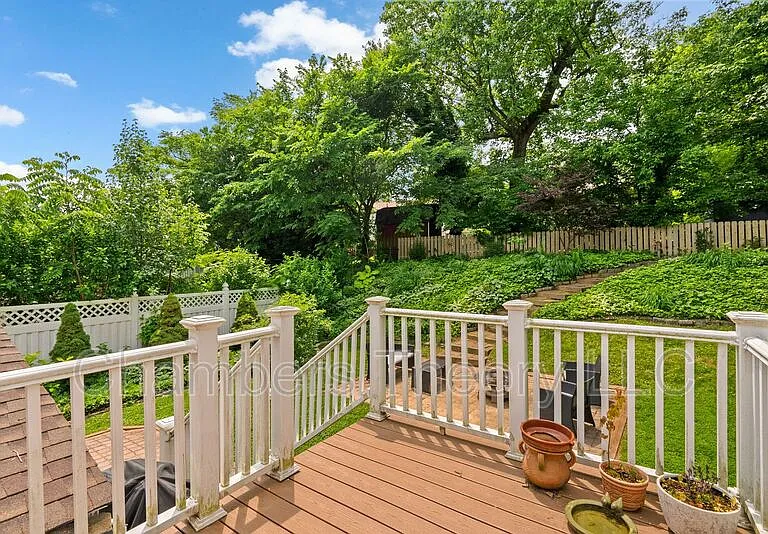 3904 Lantern Dr — Photo 31