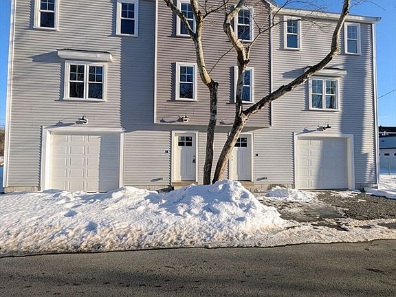 3rd image of 46 Holt Rd #A