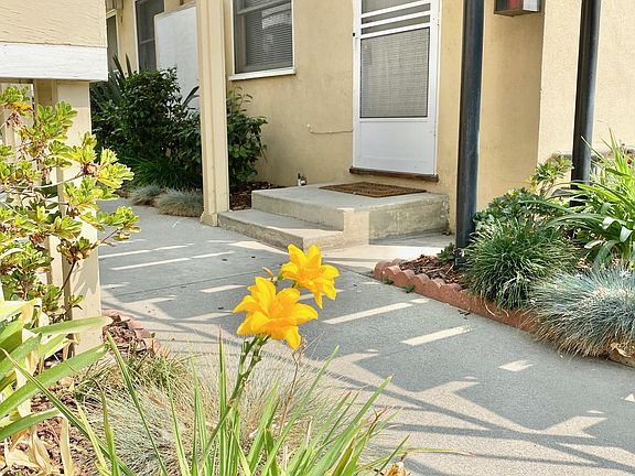 4th image of 531 Cornell Dr APT F
