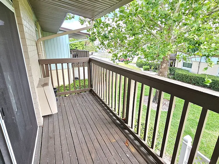1695 Lee Rd #D213 — Photo 8