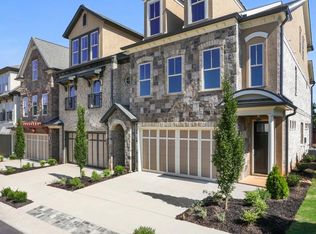 125 Via Roma #10, Woodstock, GA 30188