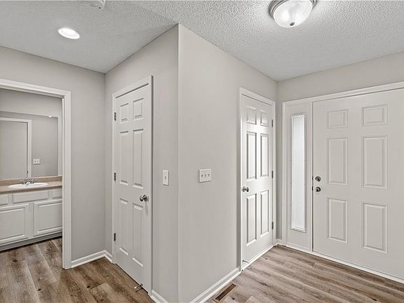 3rd image of 1606 N 128th St