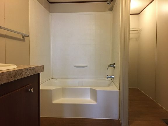 3rd image of 1514 Fernlake Dr