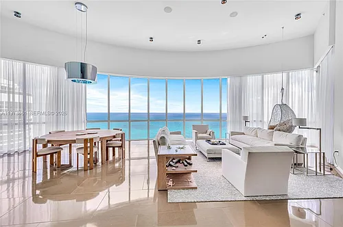 18101 Collins Ave #5509 Photo 1