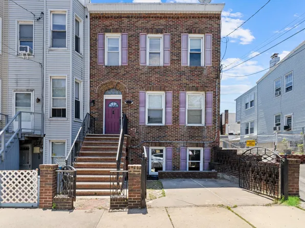 27 Lincoln St, Jersey City, NJ 07307