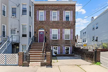 27 Lincoln Street