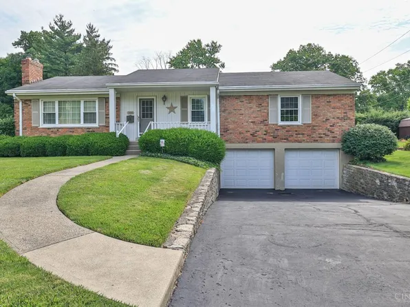 7090 Greenfield Dr, Cincinnati, OH 45224