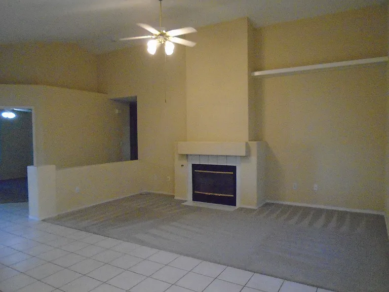 5319 Silvergate St — Photo 3