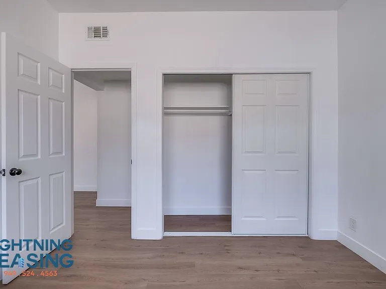 5312 Corteen Pl #16 — Photo 13