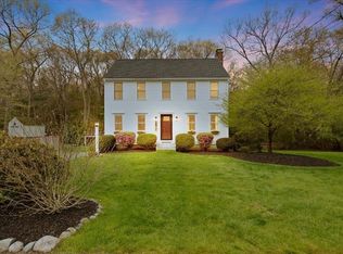 15 Ashford Ln, Bridgewater, MA 02324