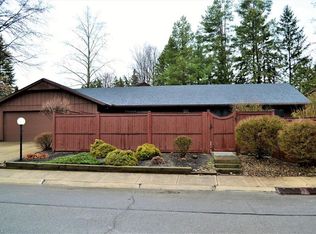 17934 Cliffside Dr #4914, Strongsville, OH