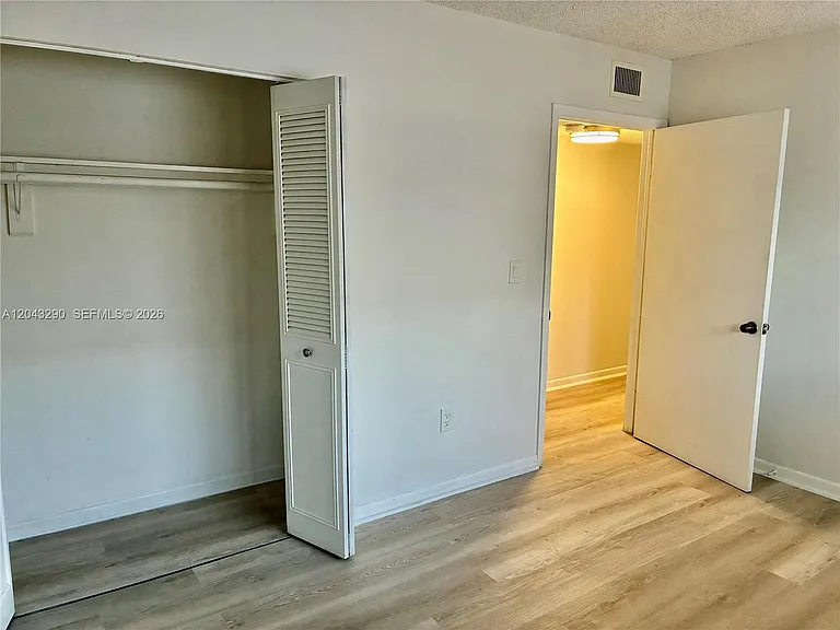 8420 SW 133rd Avenue Rd #422 — Photo 11