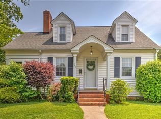 220 Algonquin Rd, Hampton, VA 23661